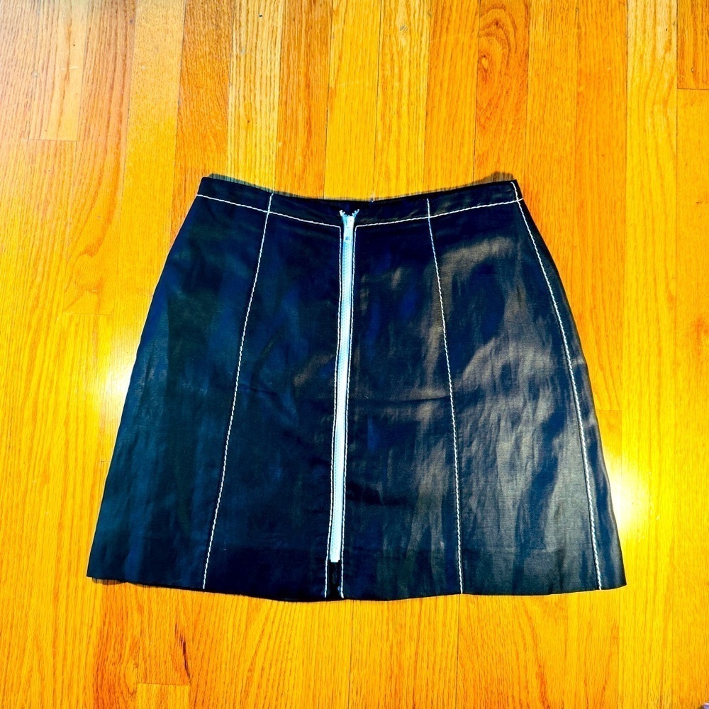 BYBLOS Ladies Rare Vintage Zip Front Mini Skirt | Made in Italy-Stylish Vintage!